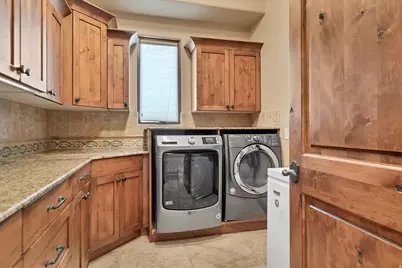 996 Homestead Cir, Saint George, UT 84770 - Photo 32