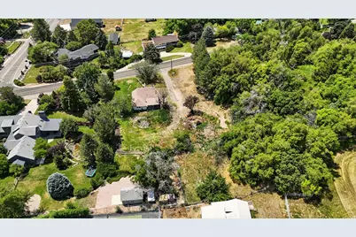 1734 N Fruitland Dr E, Ogden, UT 84414 - Photo 32