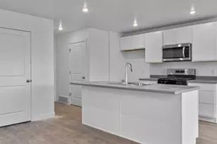 1727 N Patchwork Ave, Tooele, UT 84074 - Photo 8