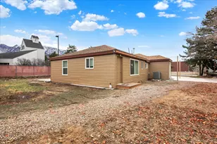 971 E 10600 S, Sandy, UT 84094 - Photo 26