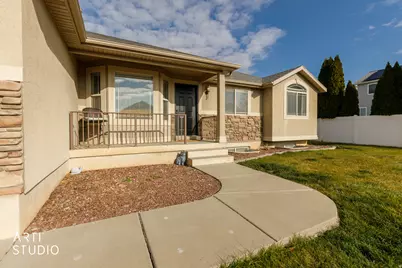 197 E 2225 S, Clearfield, UT 84015 - Photo 6