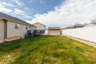 197 E 2225 S, Clearfield, UT 84015 - Photo 38