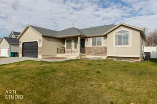 197 E 2225 S, Clearfield, UT 84015 - Photo 4