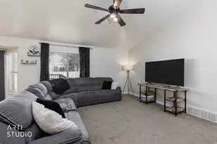 197 E 2225 S, Clearfield, UT 84015 - Photo 12