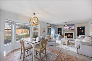 2111 Glacier View Dr, Sandy, UT 84092 - Photo 12