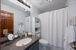 2111 Glacier View Dr, Sandy, UT 84092 - Photo 24