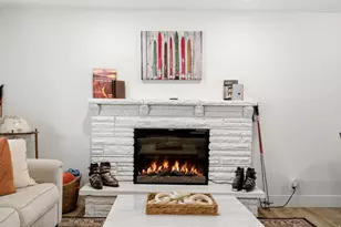 7027 S Ponderosa Dr, Cottonwood Heights, UT 84121 - Photo 12