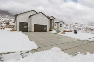 116 E 4300 N, North Ogden, UT 84414 - Photo 2