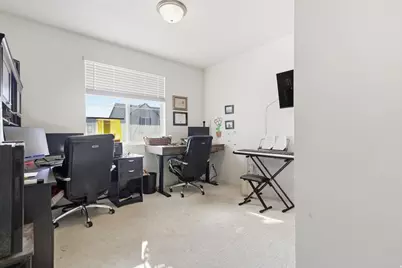 1976 W 850 N, Layton, UT 84041 - Photo 8