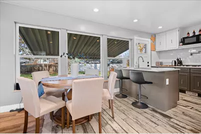 1837 E Brookhill Dr, Cottonwood Heights, UT 84121 - Photo 8