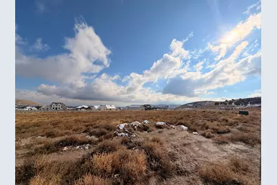 9734 N Eagle Cv #107, Eagle Mountain, UT 84005 - Photo 4