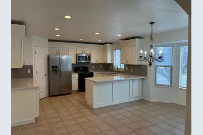 7657 N Ranches Pkwy E, Eagle Mountain, UT 84005 - Photo 4