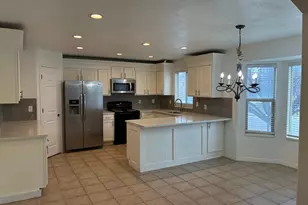 7657 N Ranches Pkwy E, Eagle Mountain, UT 84005 - Photo 4