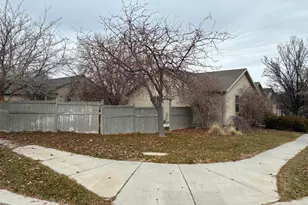 7657 N Ranches Pkwy E, Eagle Mountain, UT 84005 - Photo 14