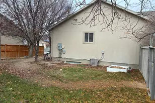 7657 N Ranches Pkwy E, Eagle Mountain, UT 84005 - Photo 16