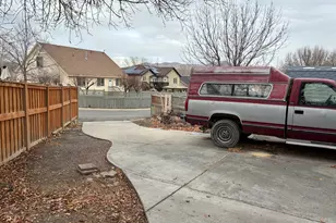 7657 N Ranches Pkwy E, Eagle Mountain, UT 84005 - Photo 20