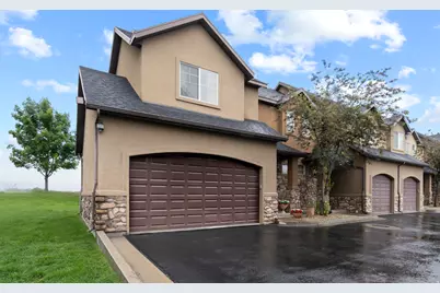 916 W 260 S, Pleasant Grove, UT 84062 - Photo 2