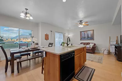 916 W 260 S, Pleasant Grove, UT 84062 - Photo 24