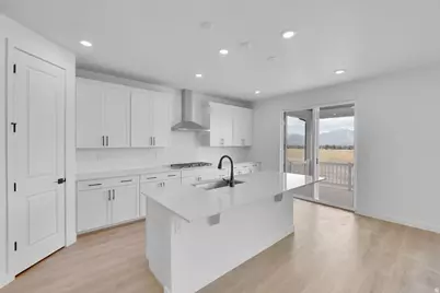 12771 S Glacier Trail Ln #171, Riverton, UT 84096 - Photo 4