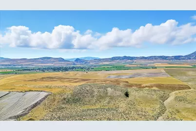 7900 N 5600 W, Smithfield, UT 84335 - Photo 12