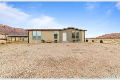 19 S Entrada Cir, Moab, UT 84532 - Photo 1