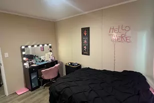 1594 W 400 S, Salt Lake City, UT 84104 - Photo 10