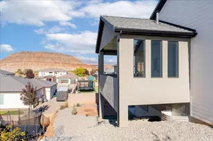 1491 E Centarurus Way, Washington, UT 84780 - Photo 24