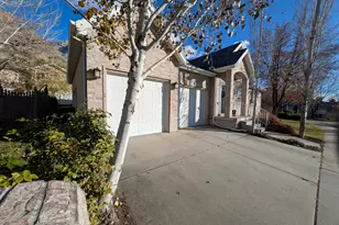 734 N Hillsdale Ln, Provo, UT 84606 - Photo 4