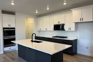 738 N Plainsman Dr, Spanish Fork, UT 84660 - Photo 6