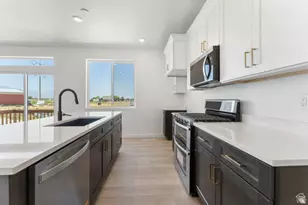 737 N Plainsman Dr, Spanish Fork, UT 84660 - Photo 4