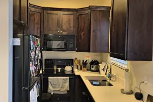 928 S Washington St W, Salt Lake City, UT 84101 - Photo 6