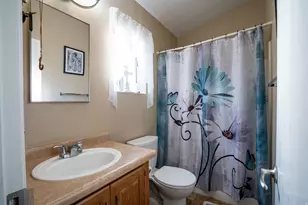4608 S Carmellia Dr, Taylorsville, UT 84123 - Photo 10
