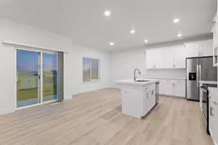 1532 E Lynx Ln, Eagle Mountain, UT 84005 - Photo 6