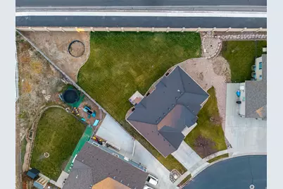 318 N 900 E, Salem, UT 84653 - Photo 32