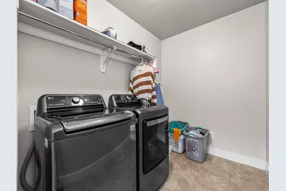 318 N 900 E, Salem, UT 84653 - Photo 16