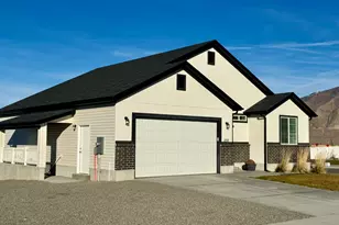 228 W 2370 N, Tooele, UT 84074 - Photo 2