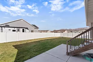 424 W 275 S, Tremonton, UT 84337 - Photo 28