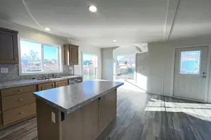 2695 S 2500 W, West Valley, UT 84119 - Photo 14