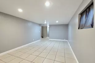 119 W 500 N, Vernal, UT 84078 - Photo 16