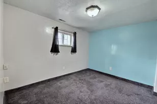 119 W 500 N, Vernal, UT 84078 - Photo 18