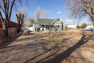 153 W 800 S, Richfield, UT 84701 - Photo 4