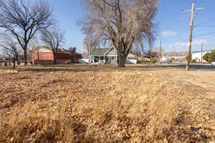 153 W 800 S, Richfield, UT 84701 - Photo 6