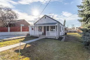 384 E 300 S, Pleasant Grove, UT 84062 - Photo 2