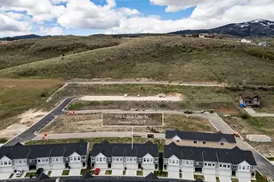 559 N Blue Lake St, Garden City, UT 84028 - Photo 24