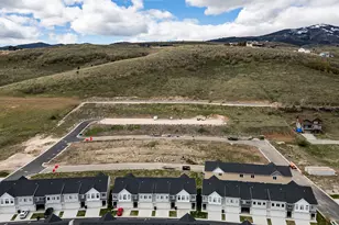 559 N Blue Lake St, Garden City, UT 84028 - Photo 26