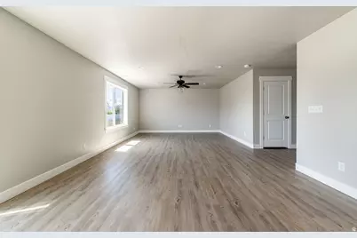 1290 W 2690 S #11, Nibley, UT 84321 - Photo 14