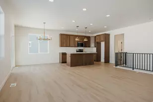 1159 E Blackfeet Dr, Eagle Mountain, UT 84005 - Photo 2