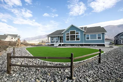 110 S Horizon Dr, Farmington, UT 84025 - Photo 1