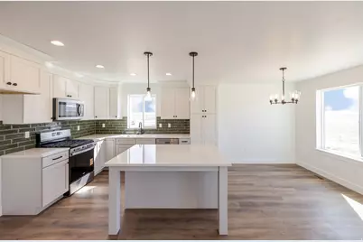 4463 N Broadsword Ln #101, Eagle Mountain, UT 84005 - Photo 6