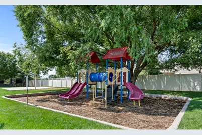 92 S 920 E, American Fork, UT 84003 - Photo 14